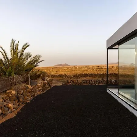 Vulcans Villa Lajares